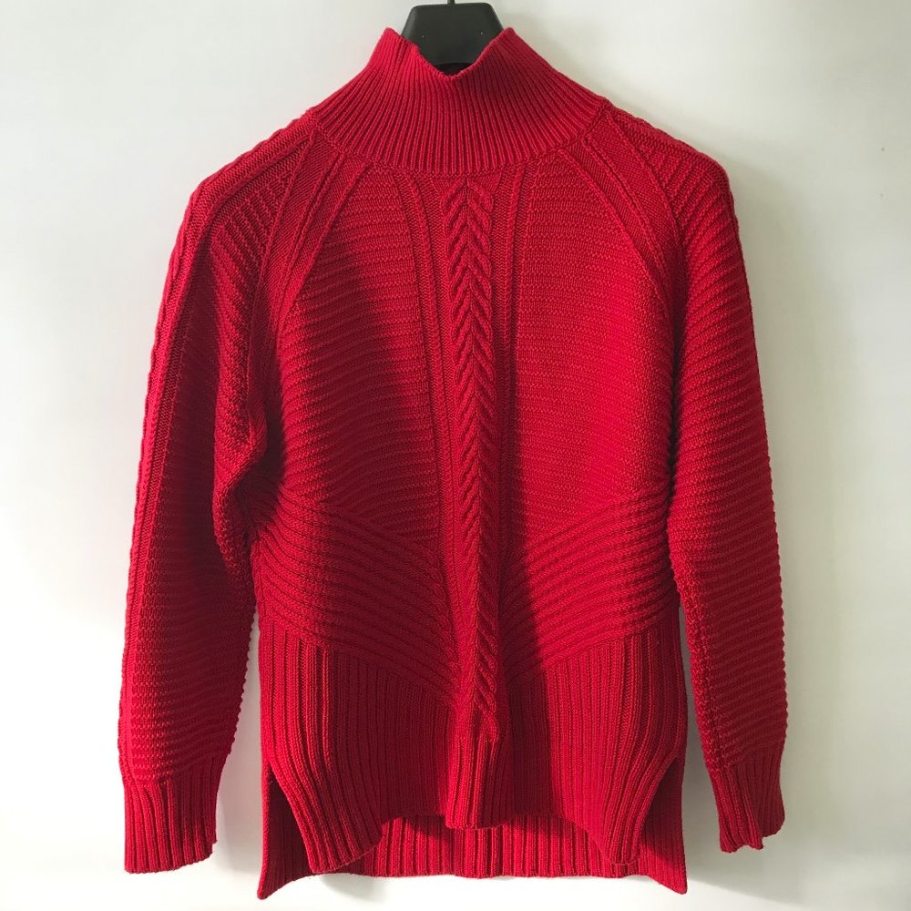 Banana Republic Sweater Size M